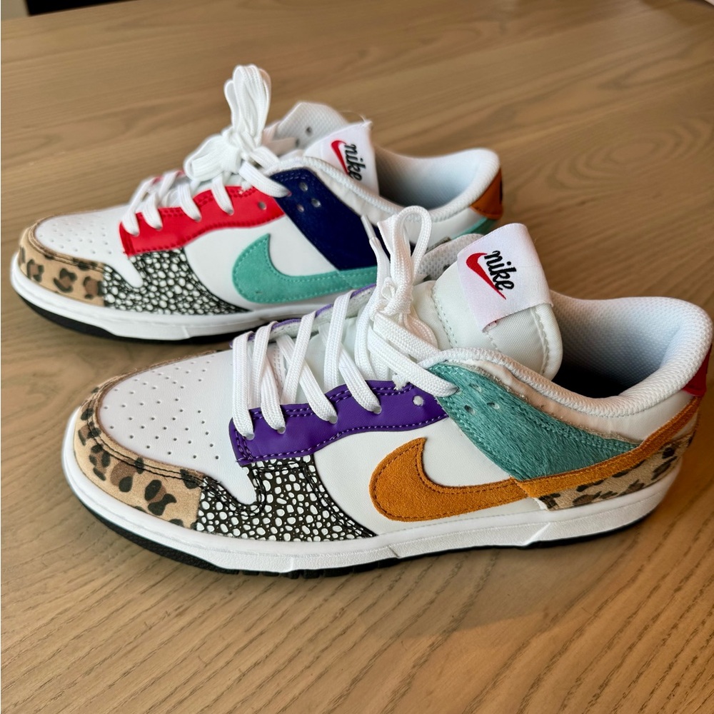 Nike Women's Multicolor Sneakers